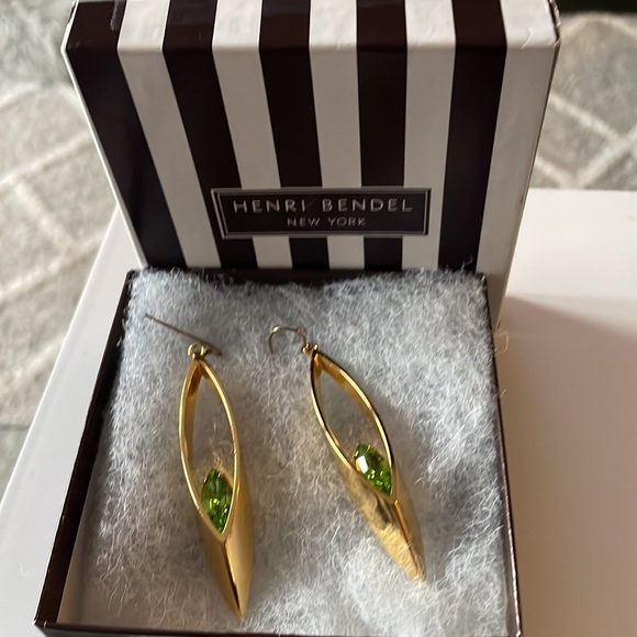 Earrings - Picture 3 of 4